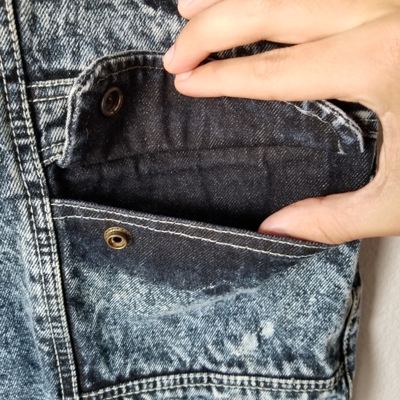 Vintage 80s Sopraffino Acid-Wash Denim Cargo Micro Shorts Size 32 - Picture 3 of 8